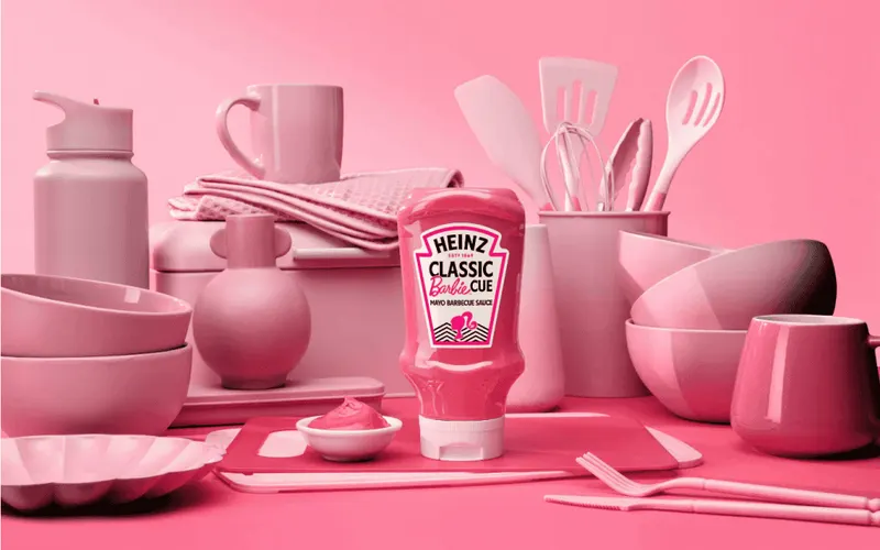 Collab com Heinz e Barbie para molho Barbiecue